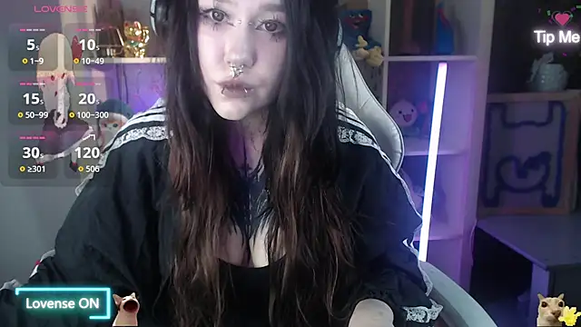 Snapshot of chloe_crystall_killer chatting on June 14, 2026, 1:45 pm chloe crystall killer online show from June 14, 2026, 1:45 pm