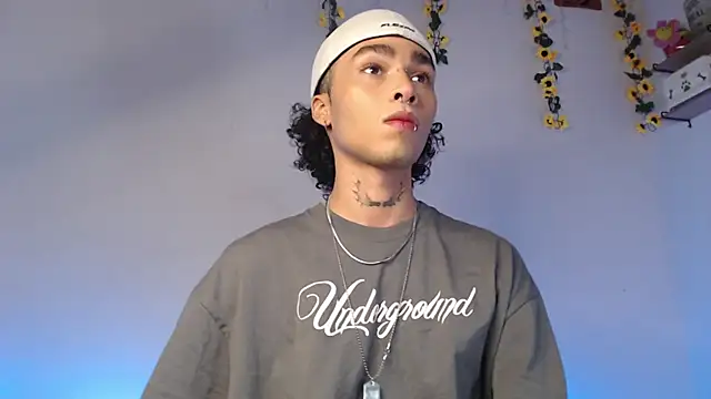 seven7xis online show from March 16, 2025, 4:52 am