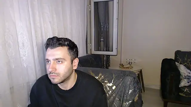 Snapshot of handsomeee04 chatting on July 13, 2026, 1:27 am handsomeee04 online show from July 13, 2026, 1:27 am