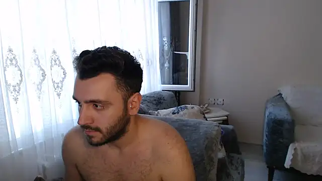 Snapshot of handsomeee04 chatting on June 23, 2026, 3:26 am handsomeee04 online show from June 23, 2026, 3:26 am
