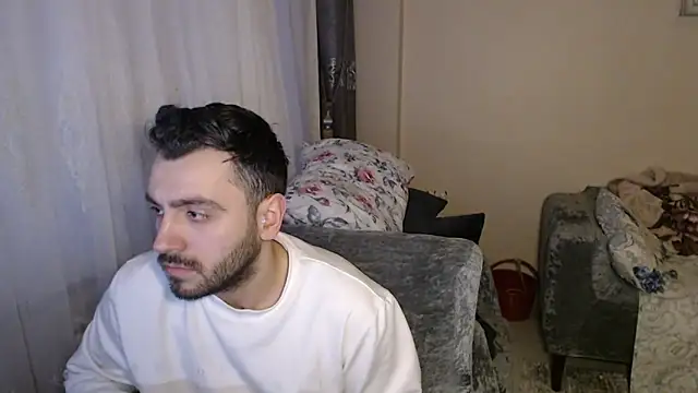 Snapshot of handsomeee04 chatting on May 5, 2026, 5:27 pm handsomeee04 online show from May 5, 2026, 5:27 pm