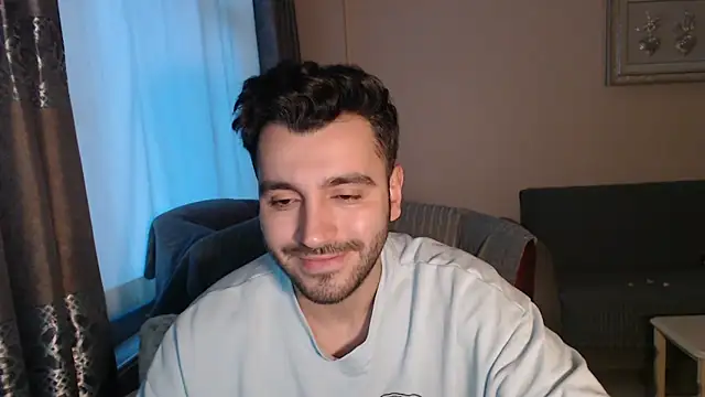 handsomeee04 online show from November 11, 2025, 2:45 pm