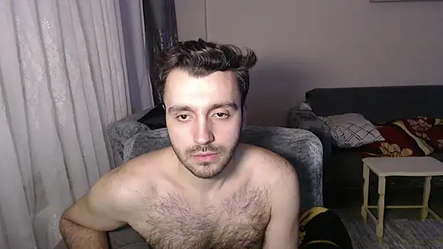 handsomeee04 online show from March 7, 2026, 10:04 pm