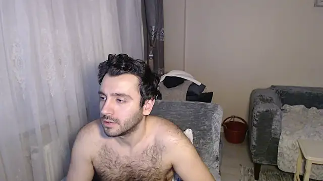Snapshot of handsomeee04 chatting on April 28, 2026, 12:09 am handsomeee04 online show from April 28, 2026, 12:09 am