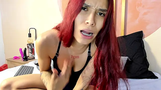 Snapshot of Nicole_Angels_ chatting on June 22, 2026, 8:06 pm Nicole Angels online show from June 22, 2026, 8:06 pm