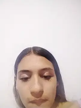 charlotes28 online show from March 17, 2025, 12:32 am