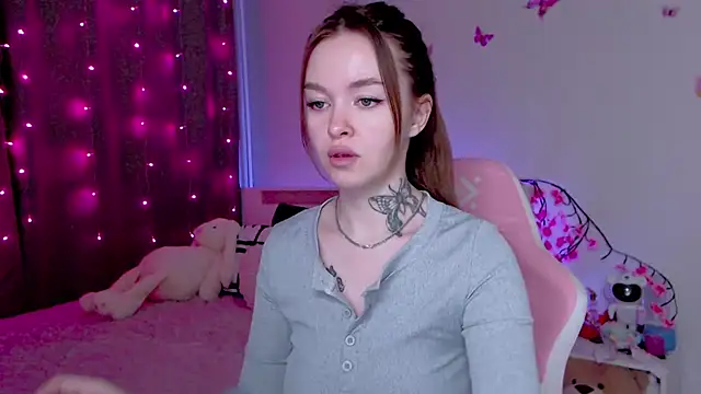 Snapshot of Naughty_Mable chatting on November 8, 2025, 12:25 am Naughty Mable online show from November 8, 2025, 12:25 am