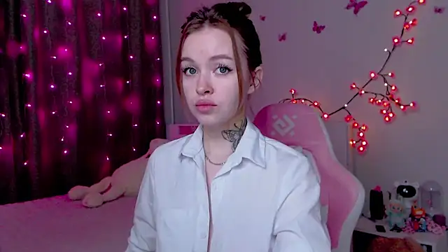 Snapshot of Naughty_Mable chatting on October 12, 2025, 12:12 am Naughty Mable online show from October 12, 2025, 12:12 am