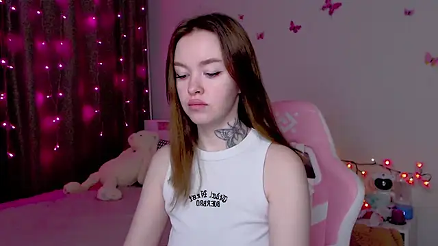 Snapshot of Naughty_Mable chatting on October 31, 2025, 12:07 am Naughty Mable online show from October 31, 2025, 12:07 am