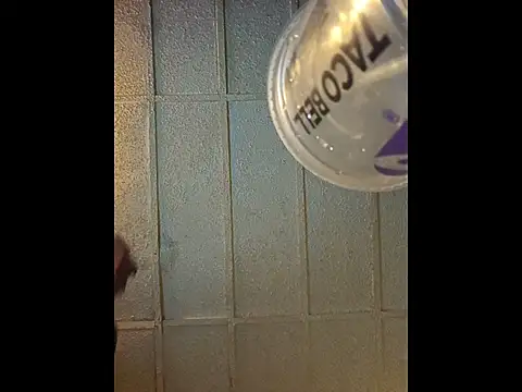 Snapshot of zaneporter46 chatting on February 28, 2026, 6:46 am zaneporter46 online show from February 28, 2026, 6:46 am