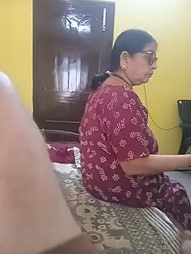 Snapshot of sivani_asha chatting on June 25, 2026, 6:51 am sivani asha online show from June 25, 2026, 6:51 am