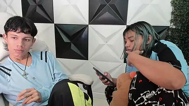 Snapshot of andy_dan18 chatting on December 15, 2025, 8:14 pm andy dan18 online show from December 15, 2025, 8:14 pm