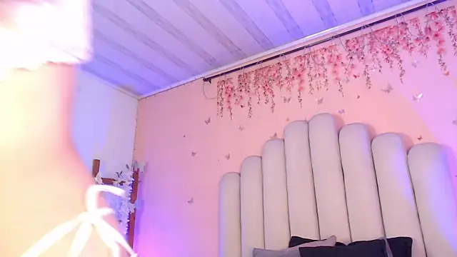 Sweetlu gh online show from November 14, 2025, 7:17 pm