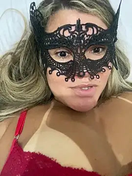 Casadadelicia26 online show from March 4, 2026, 6:43 am