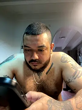 El Titan1998 online show from December 18, 2025, 2:10 pm