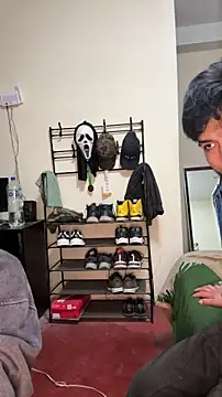 Beboteejoel online show from November 14, 2025, 5:22 am