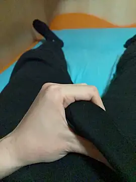 Snapshot of Dvddd chatting on December 5, 2025, 4:49 pm Dvddd online show from December 5, 2025, 4:49 pm