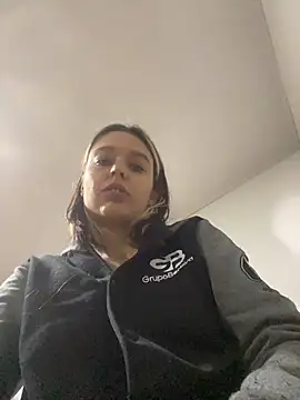 Snapshot of BlueStoneX chatting on November 29, 2025, 6:57 am BlueStoneX online show from November 29, 2025, 6:57 am