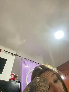 Snapshot of BlueStoneX chatting on November 2, 2025, 6:51 am BlueStoneX online show from November 2, 2025, 6:51 am