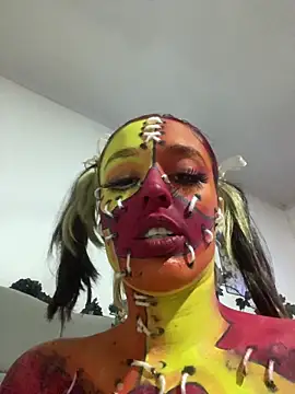 Snapshot of BlueStoneX chatting on November 1, 2025, 6:41 am BlueStoneX online show from November 1, 2025, 6:41 am