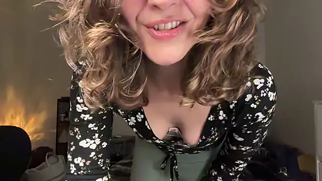 leahsparkles online show from April 30, 2026, 3:02 am