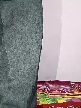 Snapshot of cute_monu chatting on February 4, 2025, 3:54 am cute monu online show from February 4, 2025, 3:54 am