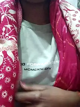 Snapshot of cute_monu chatting on January 20, 2025, 11:02 am cute monu online show from January 20, 2025, 11:02 am