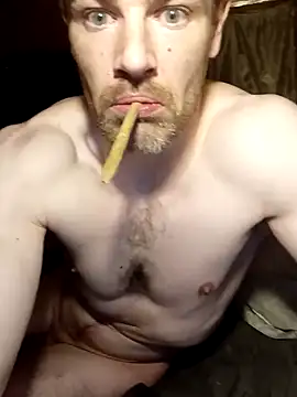 Snapshot of Eddyfrancis87 chatting on December 4, 2025, 1:04 am Eddyfrancis87 online show from December 4, 2025, 1:04 am