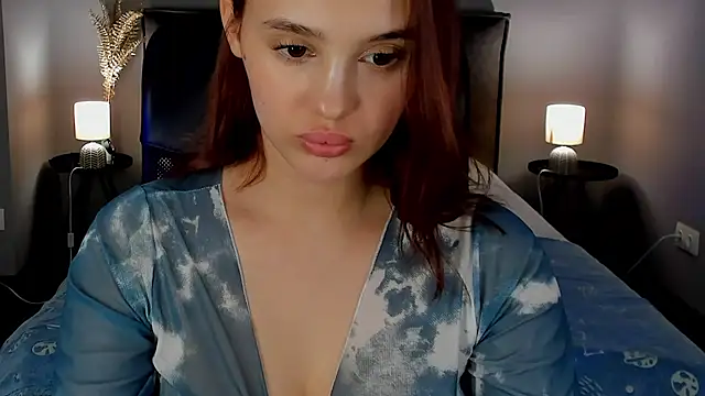 Snapshot of AngelicaKleee chatting on March 6, 2025, 7:47 am AngelicaKleee online show from March 6, 2025, 7:47 am