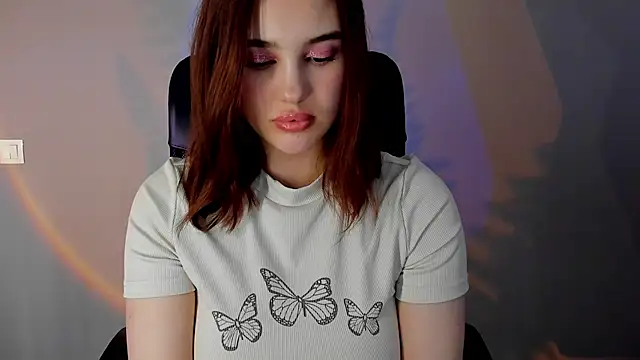 Snapshot of AngelicaKleee chatting on March 8, 2025, 4:56 am AngelicaKleee online show from March 8, 2025, 4:56 am