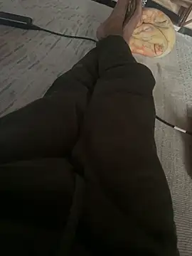 Snapshot of Cocaineandweed45 chatting on November 17, 2025, 11:14 am Cocaineandweed45 online show from November 17, 2025, 11:14 am