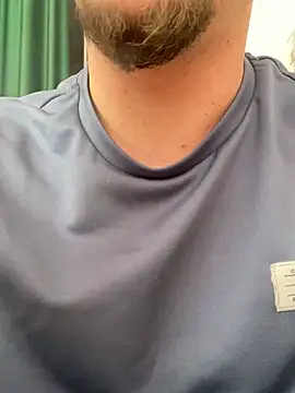 Snapshot of couplehot992 chatting on December 30, 2024, 12:20 pm couplehot992 online show from December 30, 2024, 12:20 pm