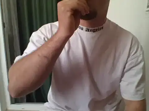 Snapshot of couplehot992 chatting on March 11, 2025, 2:29 pm couplehot992 online show from March 11, 2025, 2:29 pm