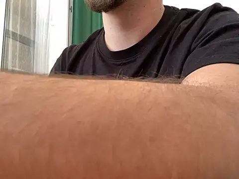 Snapshot of couplehot992 chatting on January 14, 2025, 10:48 am couplehot992 online show from January 14, 2025, 10:48 am