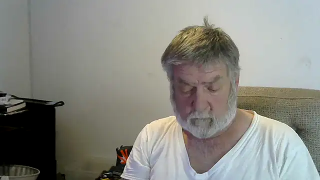 viejo oso online show from January 18, 2026, 10:02 pm