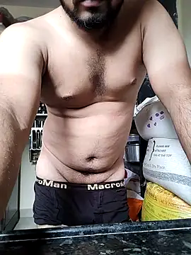 hot punekar online show from October 15, 2025, 3:27 am