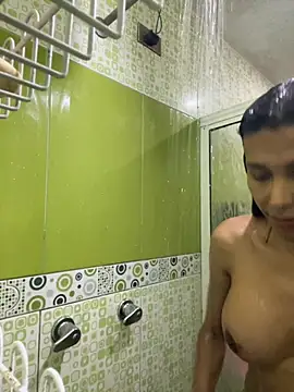 Snapshot of Ebonyxprincess_ chatting on October 28, 2025, 7:46 pm Ebonyxprincess online show from October 28, 2025, 7:46 pm