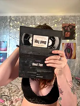 Sabrina shells online show from November 12, 2025, 10:08 am