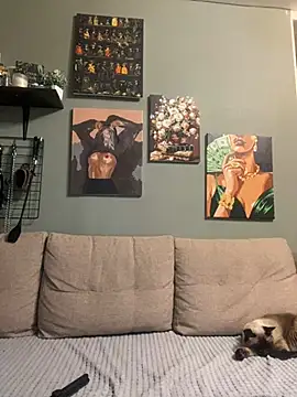 Sabrina shells online show from March 13, 2025, 3:28 pm