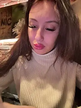 Snapshot of AndreaMood chatting on March 23, 2025, 6:26 am AndreaMood online show from March 23, 2025, 6:26 am