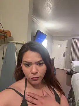 Dnasty408 online show from May 6, 2026, 4:27 am