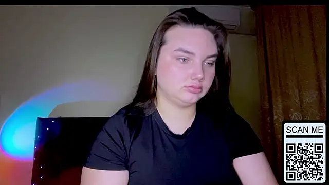 Snapshot of Dreamyblushfairy chatting on February 23, 2026, 4:40 pm Dreamyblushfairy online show from February 23, 2026, 4:40 pm