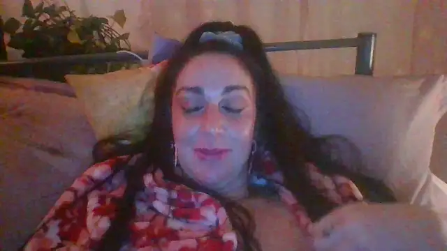 BELLAMORGANE1 online show from February 7, 2025, 9:15 pm