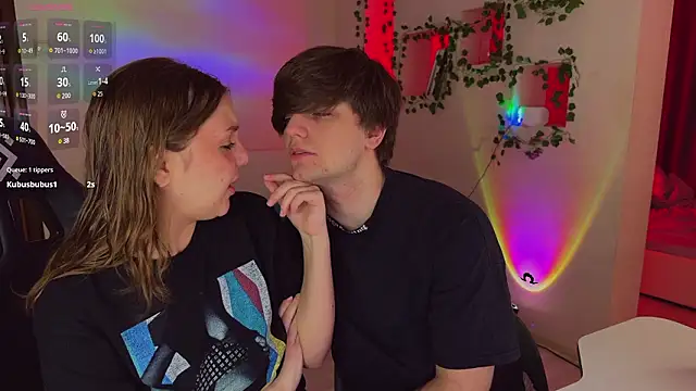 RobertAndLinela online show from March 20, 2026, 2:12 am