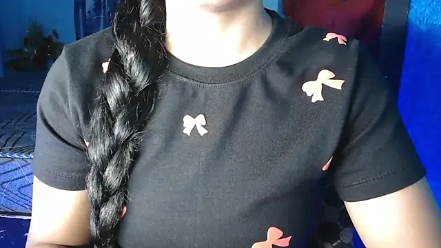 Somiya87 online show from May 8, 2026, 6:23 pm