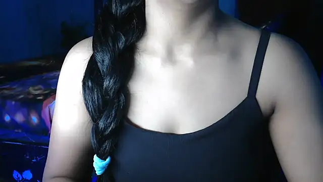 Somiya87 online show from May 15, 2026, 8:07 pm