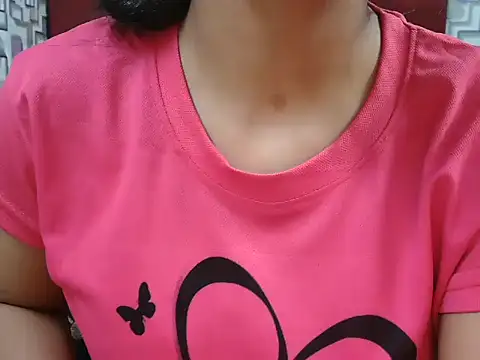 Snapshot of Somiya87 chatting on November 26, 2025, 5:18 am Somiya87 online show from November 26, 2025, 5:18 am