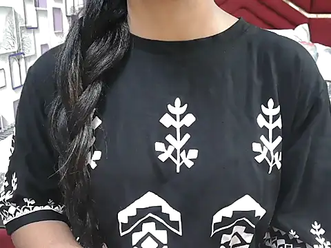 Snapshot of Somiya87 chatting on December 4, 2025, 6:51 pm Somiya87 online show from December 4, 2025, 6:51 pm