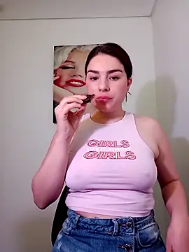 Snapshot of VictoriaMolina chatting on November 7, 2025, 9:41 pm VictoriaMolina online show from November 7, 2025, 9:41 pm