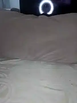 Snapshot of Branquela_do_rabao chatting on February 27, 2025, 9:04 pm Branquela do rabao online show from February 27, 2025, 9:04 pm